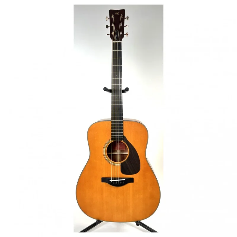 akustiskgitarr202607241149343202553